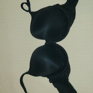 Victoria's Secret Body by Victoria lined perfect coverage bra, 36DDD, black